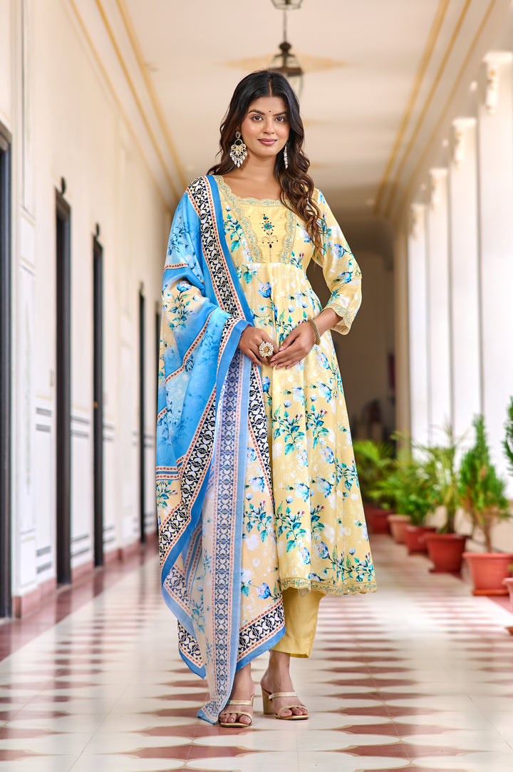 Vibrant Muslin Anarkali Suits – Redefining Elegance in Red & Yellow