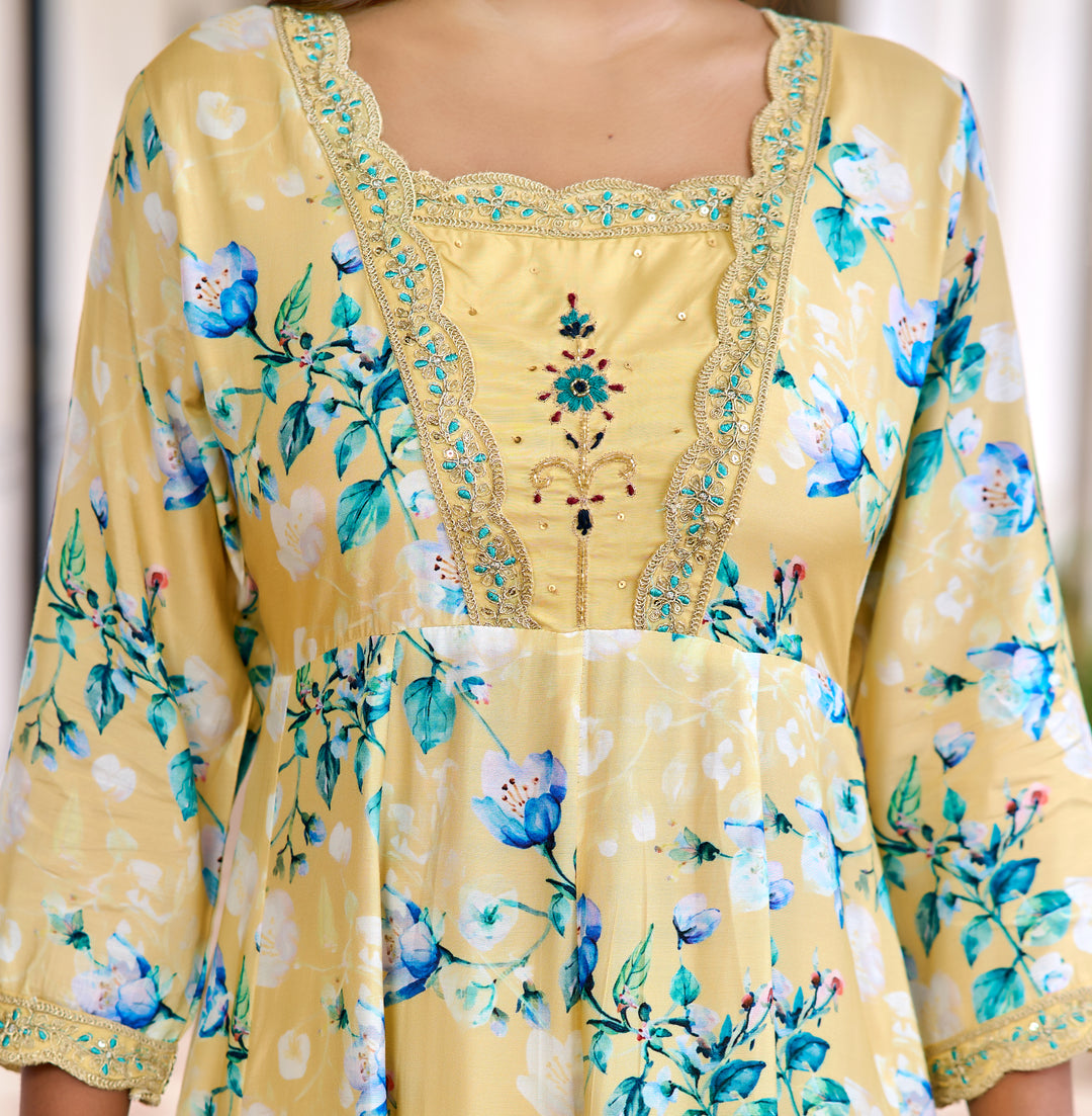 Vibrant Muslin Anarkali Suits – Redefining Elegance in Red & Yellow