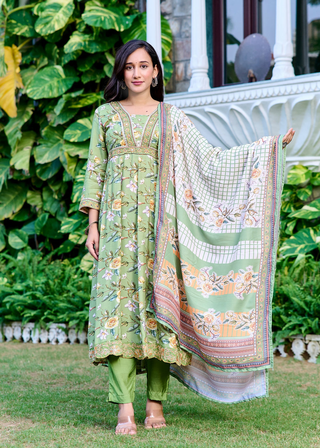 Muslin Anarkali Suit with V-Neck & 3/4 Sleeves – Red & Pista Green