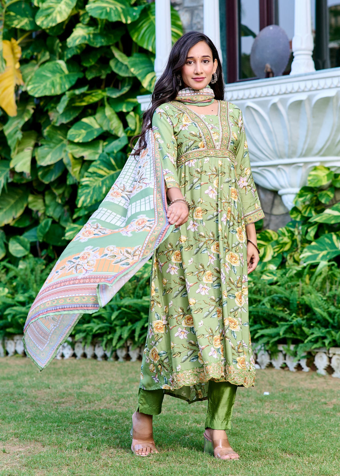 Muslin Anarkali Suit with V-Neck & 3/4 Sleeves – Red & Pista Green