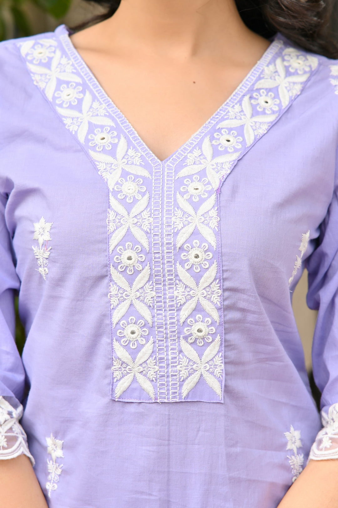 Elegant  Embroidered Cotton Kurta Set - Straight Fit with V-Neck and 3/4 Sleeves