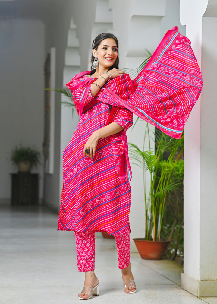 Charming Green & Pink Cotton Kurta Set - Sweetheart Neck, Straight Fit, 3/4 Sleeves