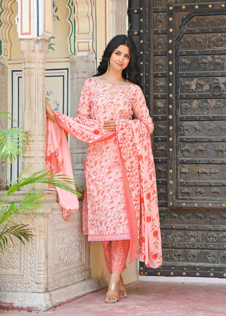 Elegant Cotton Kurta Set with Sweetheart Neckline