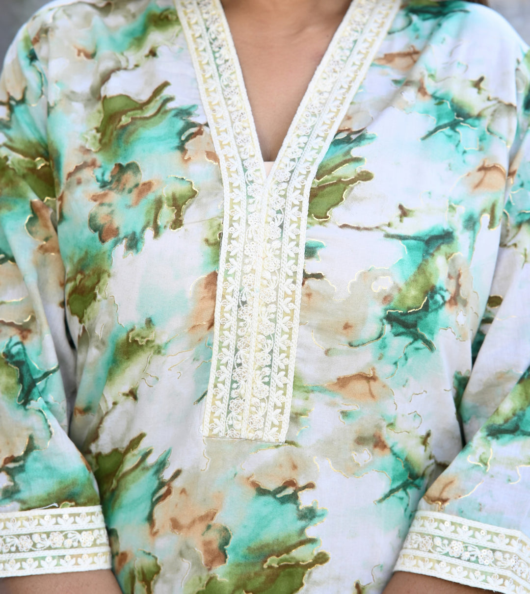 Vibrant Cotton Voile Straight Kurta Sets with V-Neck and 3/4th Sleeves – Perfect for Everyday Elegance and Festive Glam
