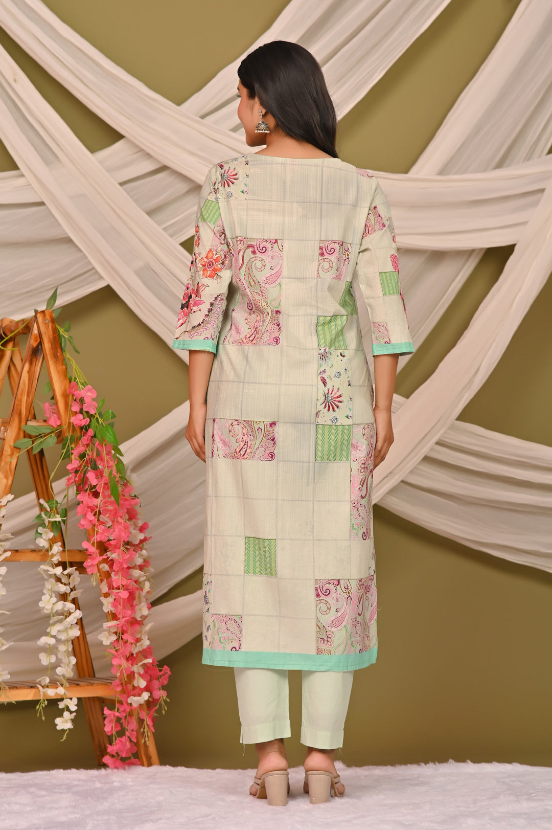 Elegant Cotton Kurta Set with V-Neck & 3/4 Sleeves – Green, Pista Green & Pink