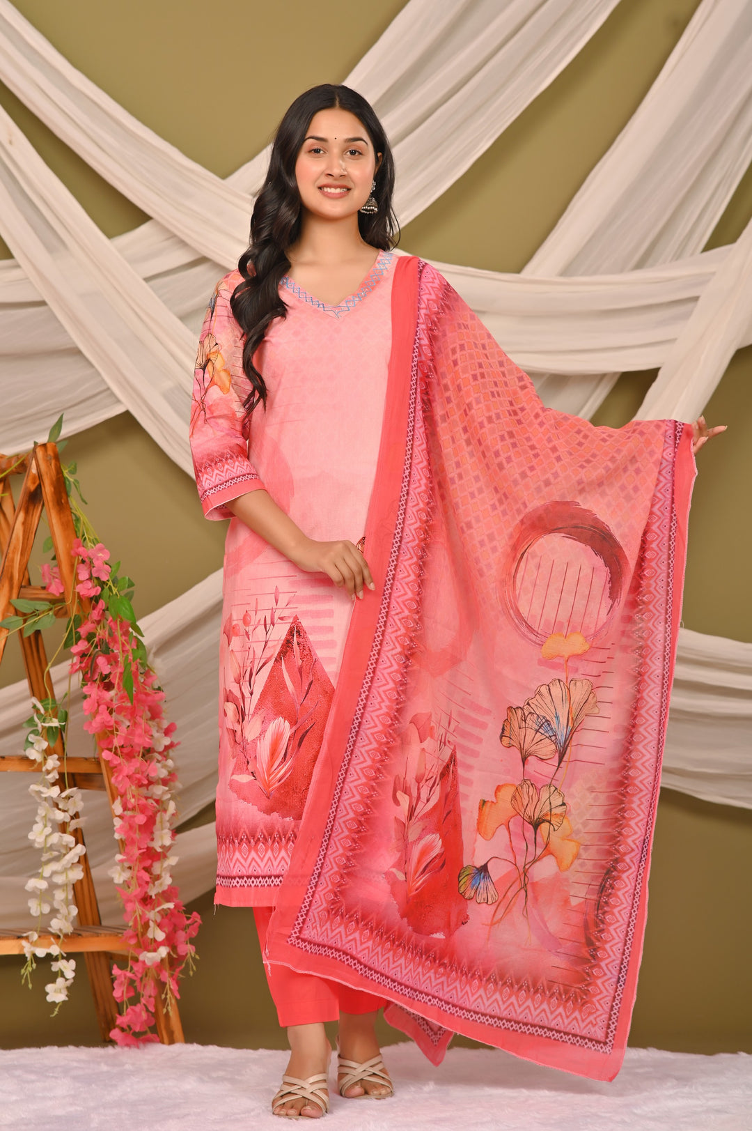 Elegant Pink and Sea Green Cotton Kurta Set with V-Neck & 3/4 Sleeves
