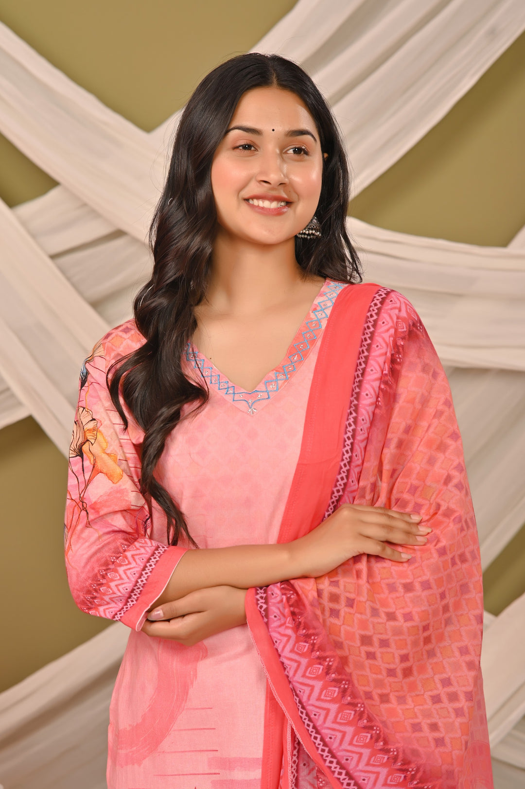 Elegant Pink and Sea Green Cotton Kurta Set with V-Neck & 3/4 Sleeves