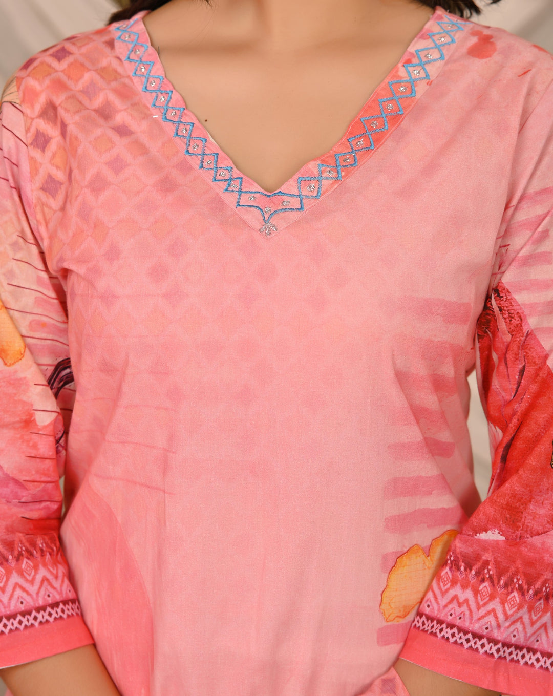 Elegant Pink and Sea Green Cotton Kurta Set with V-Neck & 3/4 Sleeves