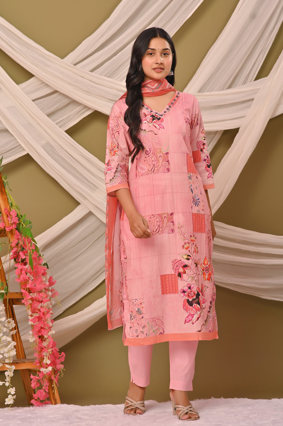 Elegant Cotton Kurta Set with V-Neck & 3/4 Sleeves – Green, Pista Green & Pink
