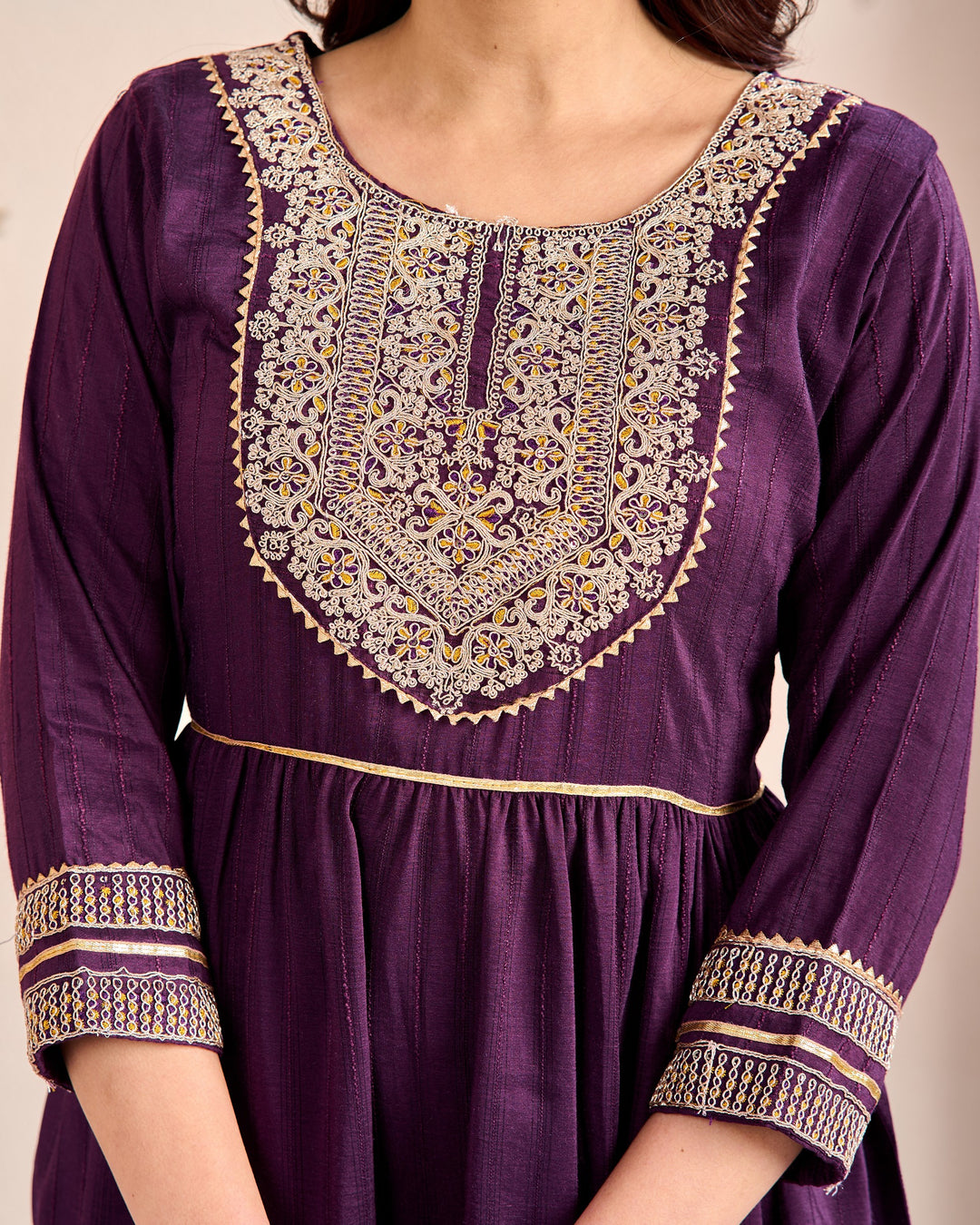 Royal Elegance 3-Piece Muslin Sharara Suit Set – Zardosi, Gotta Patti, and Zari Embellishments