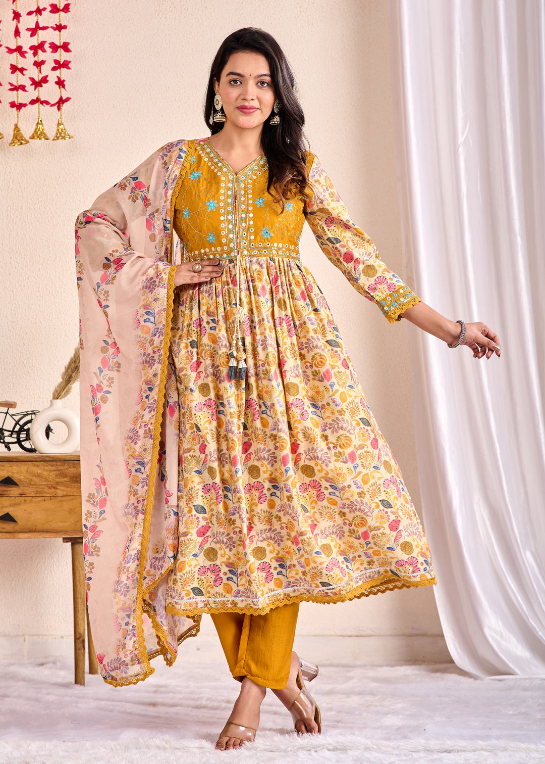 Elegant Ethnic Aliya Cut 3-Piece Suit Set – Muslin Fabric with Embroidered Mirror Work and Sequins
