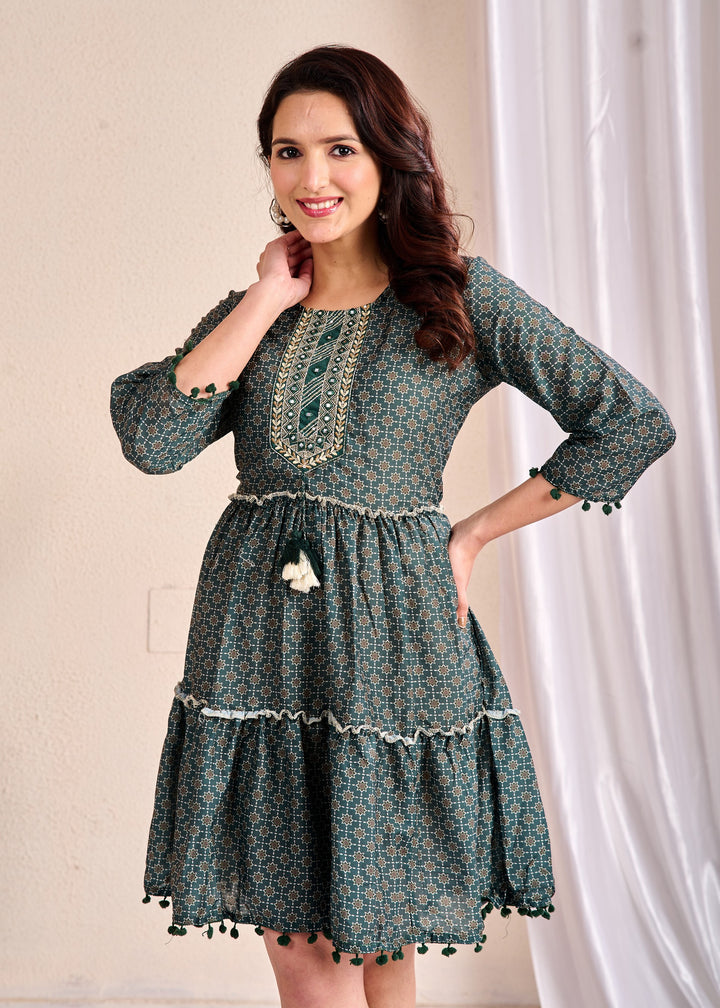 Ethnic Wear Green Cotton Tunic Set with Embroidered Sequins & Mirror Work