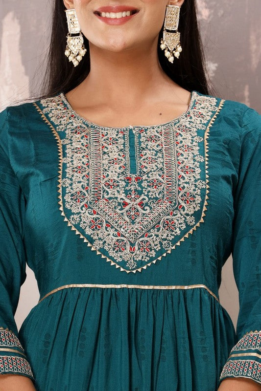 Royal Elegance 3-Piece Muslin Sharara Suit Set – Zardosi, Gotta Patti, and Zari Embellishments