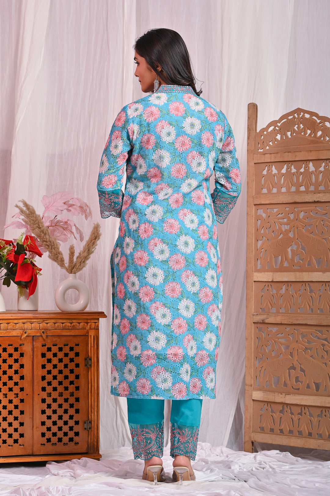 Green Cotton Sifli Kurta Set - Straight Fit with V-Neck and 3/4 Sleeves (Sizes M, L, XL, XXL)