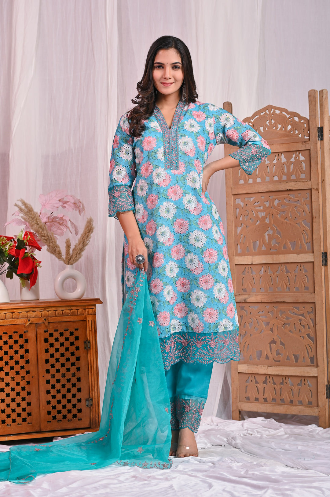 Green Cotton Sifli Kurta Set - Straight Fit with V-Neck and 3/4 Sleeves (Sizes M, L, XL, XXL)