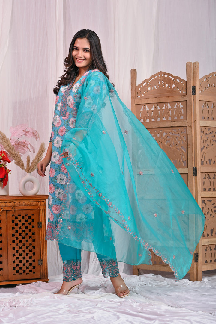 Green Cotton Sifli Kurta Set - Straight Fit with V-Neck and 3/4 Sleeves (Sizes M, L, XL, XXL)