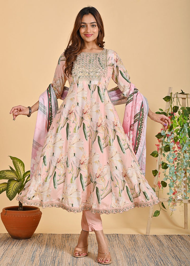 Graceful Muslin Anarkali 3-Piece Set with Zari Detailing – Peach & Yellow Elegance in Sizes M to XXL
