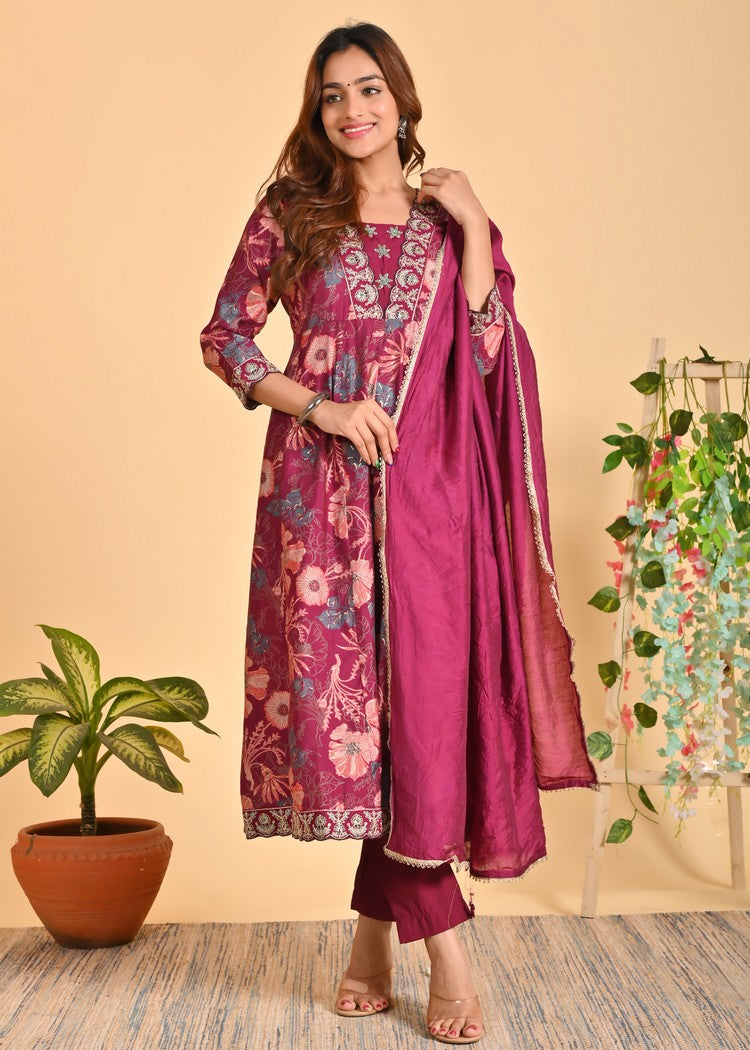 Exquisite Chanderi Anarkali Suit Set – 3-Piece Ethnic Ensemble with Zari, Sequins, and Pearl Detailing