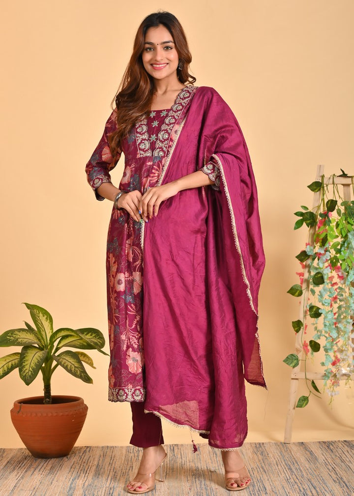 Exquisite Chanderi Anarkali Suit Set – 3-Piece Ethnic Ensemble with Zari, Sequins, and Pearl Detailing