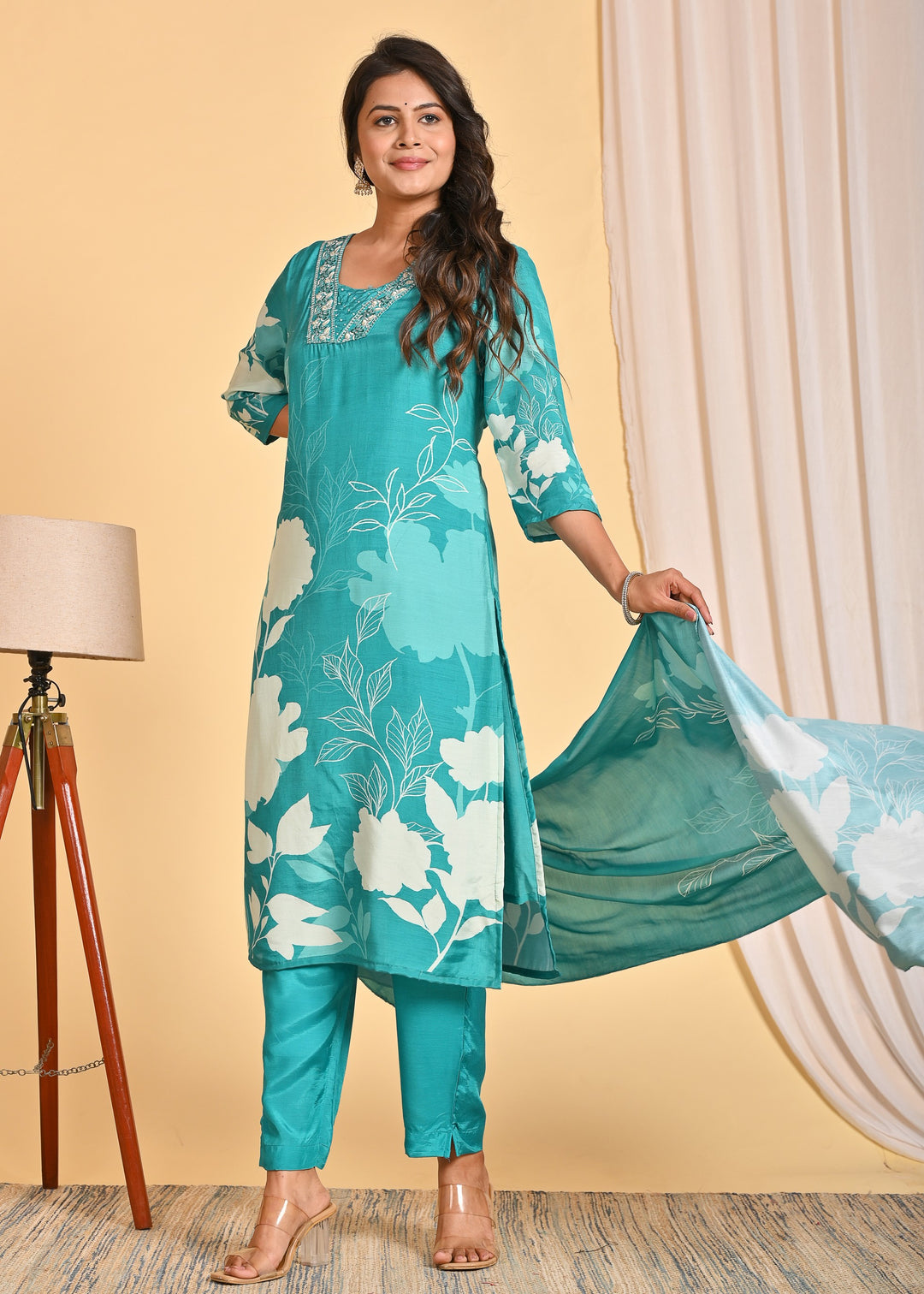 Premium Muslin 3-Piece Ethnic Wear Set with Embroidered Mirror and Pearl Detailing