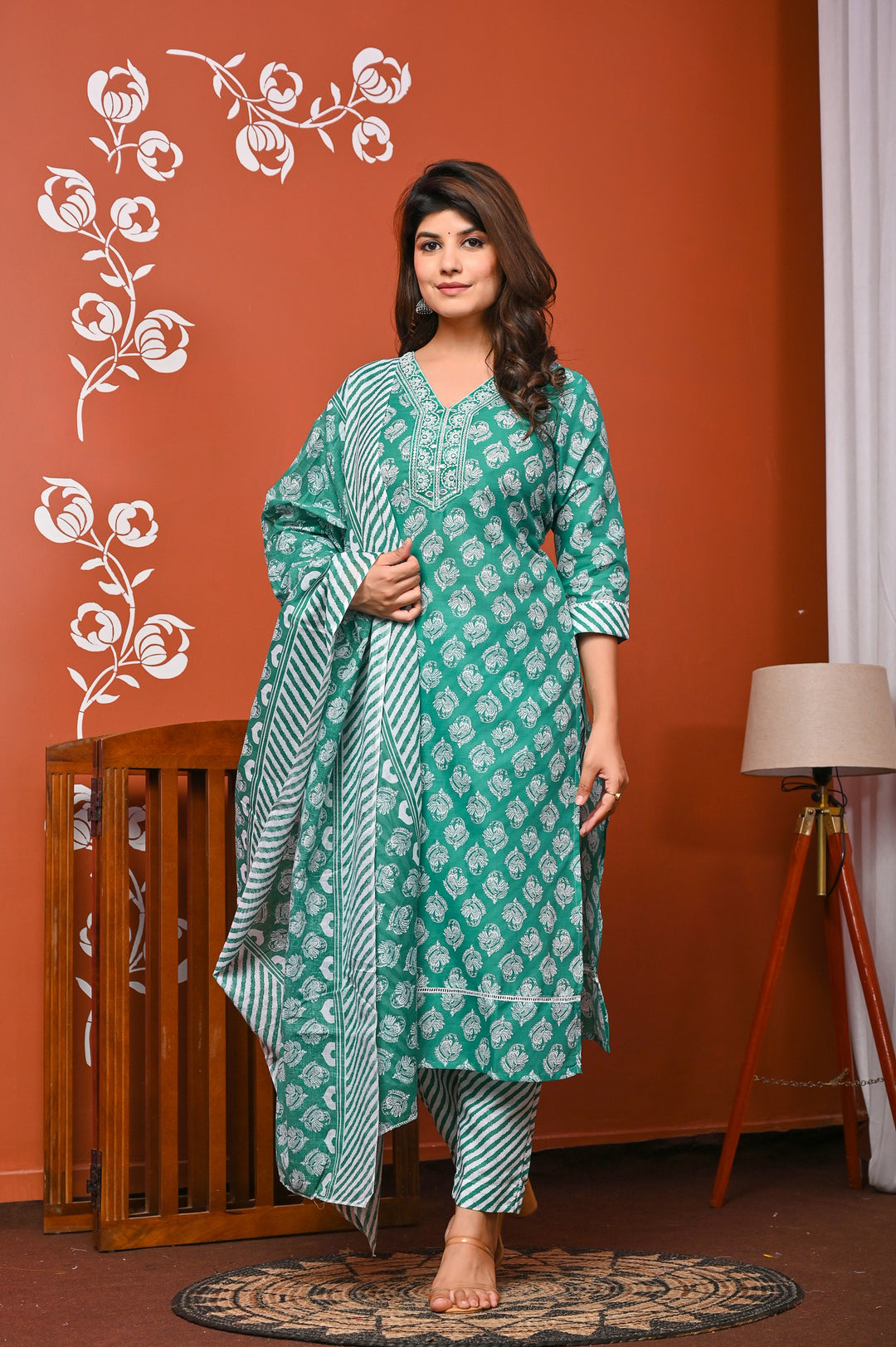 Elegant Green & Purple Cotton Kurta Set - Straight Fit with V-Neck and 3/4 Sleeves