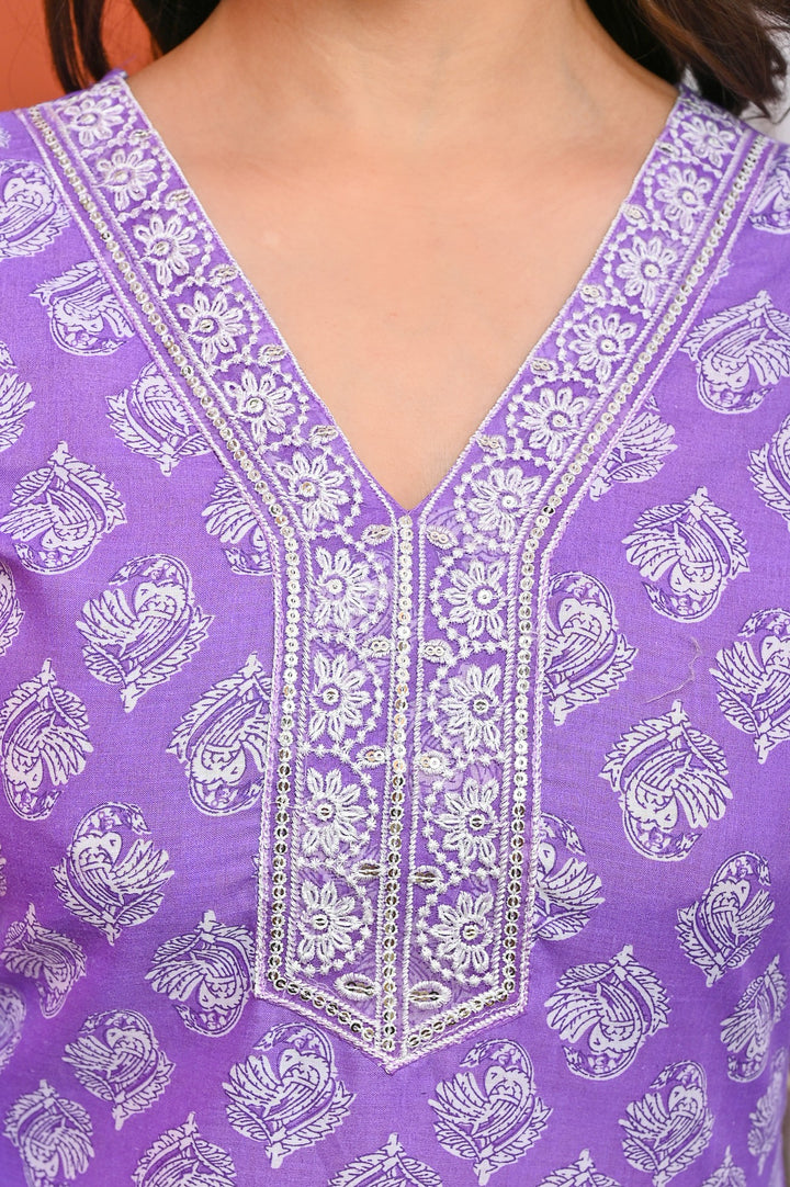 Elegant Green & Purple Cotton Kurta Set - Straight Fit with V-Neck and 3/4 Sleeves