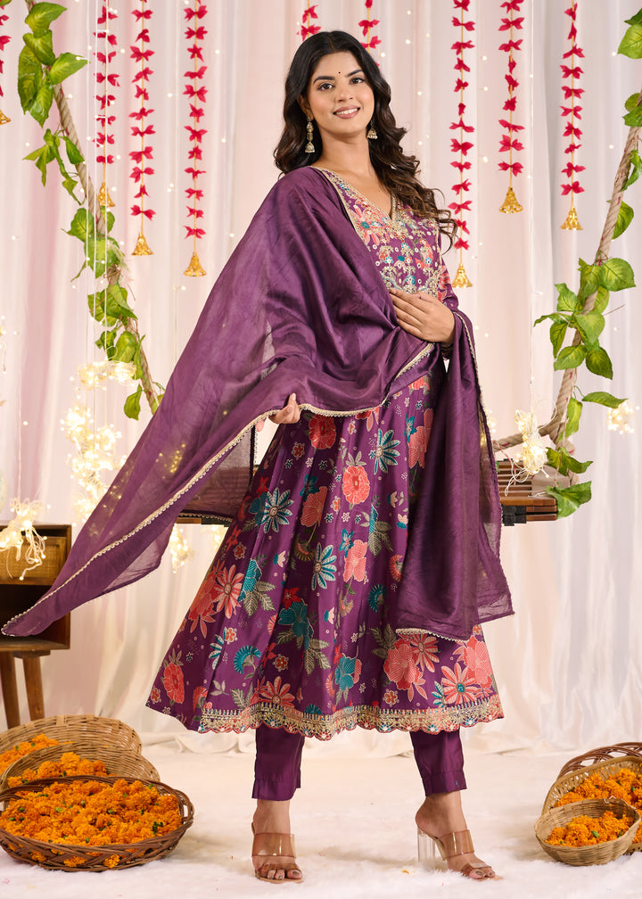 Luxurious Chanderi Anarkali Suit - Flattering V-Neck, 3/4th Sleeves