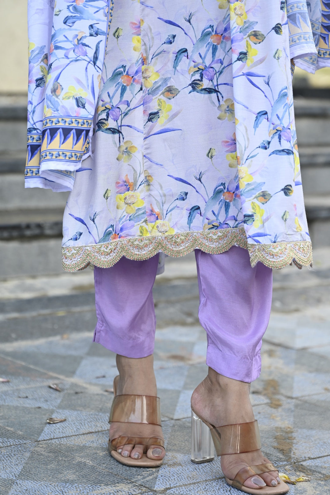 Muslin Anarkali Suit with V-Neck & 3/4 Sleeves – Purple & Pink