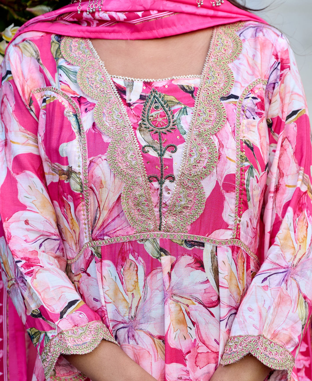 Muslin Anarkali Suit with V-Neck & 3/4 Sleeves – Purple & Pink