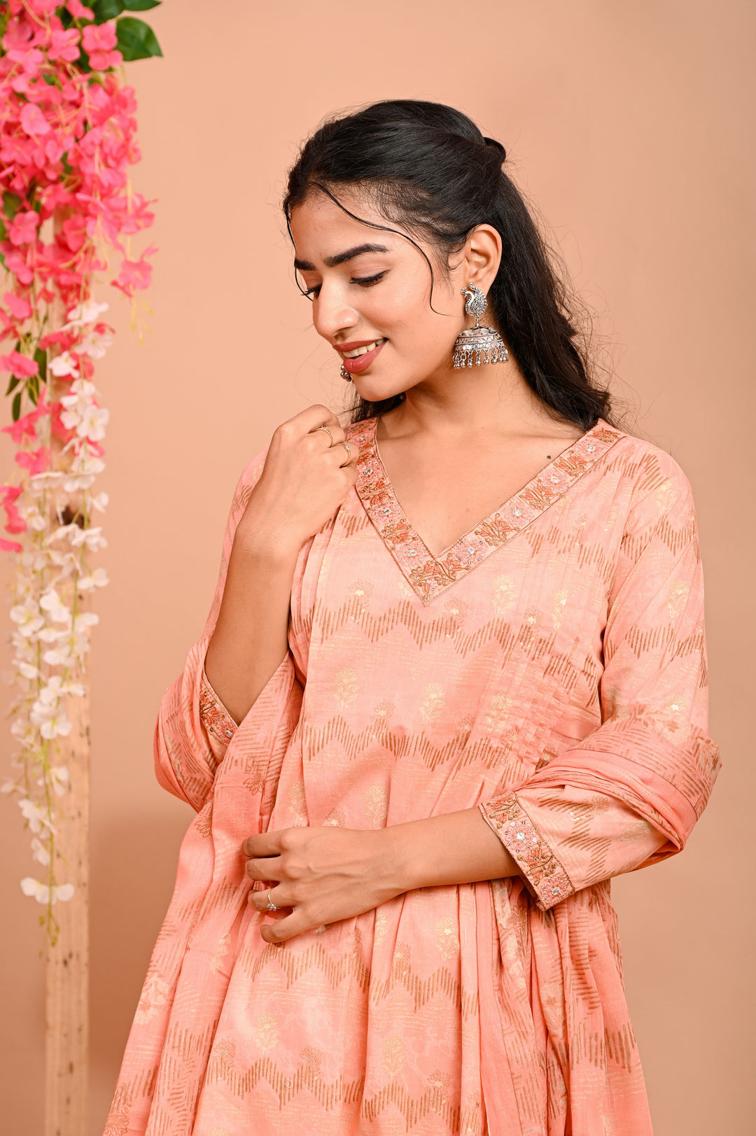 Straight Fit Cotton Kurta Set with V-Neck & 3/4 Sleeves - Peach & Green