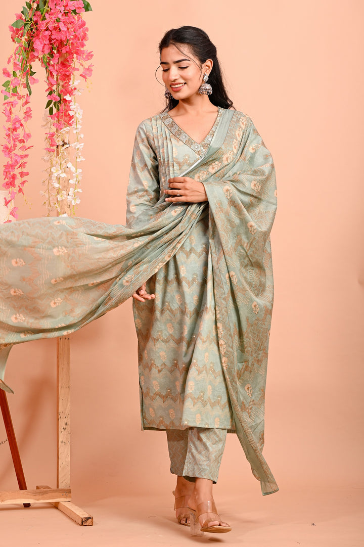 Straight Fit Cotton Kurta Set with V-Neck & 3/4 Sleeves - Peach & Green